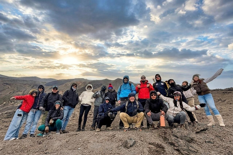 Cotopaxi: All-Inclusive Sightseeing Tour with Visit to Limpiopungo Lagoon Cotopaxi: All-Inclusive Sightseeing Tour with a Visit to Laguna de Limpiopungo