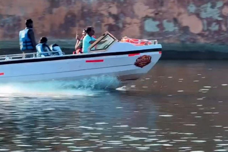 Jaipur: Speed Boat, Amber Walking Tour & Sunset with Pickup Speed Boat With Amber Walking Tour