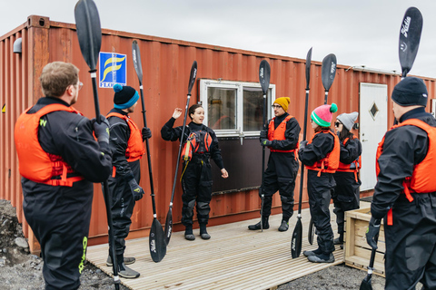 Sólheimajökull: Kajaktocht met gids op de gletsjerlagune