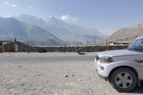 Kathmandu naar Pokhara Transfer per jeep (Scarpio)