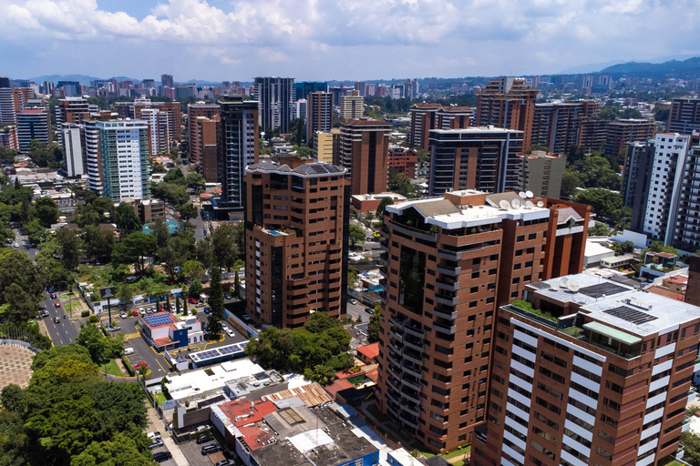 Tour panoramique de la ville de Guatemala + visite du marché central