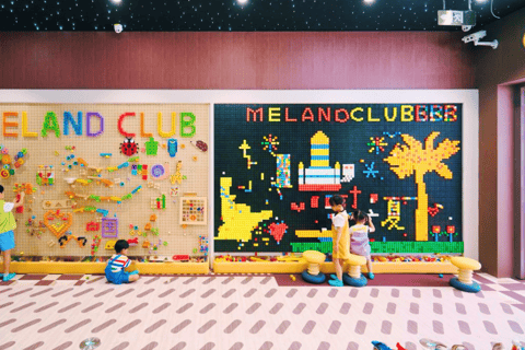 Beijing: Meland Club Indoor Playground Admission 2 Adults - 1 Child package