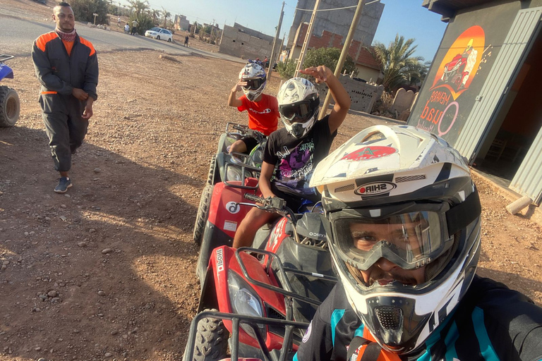 Vanuit Marrakesh: quadtour bij zonsondergang in de woestijn en kameelrit