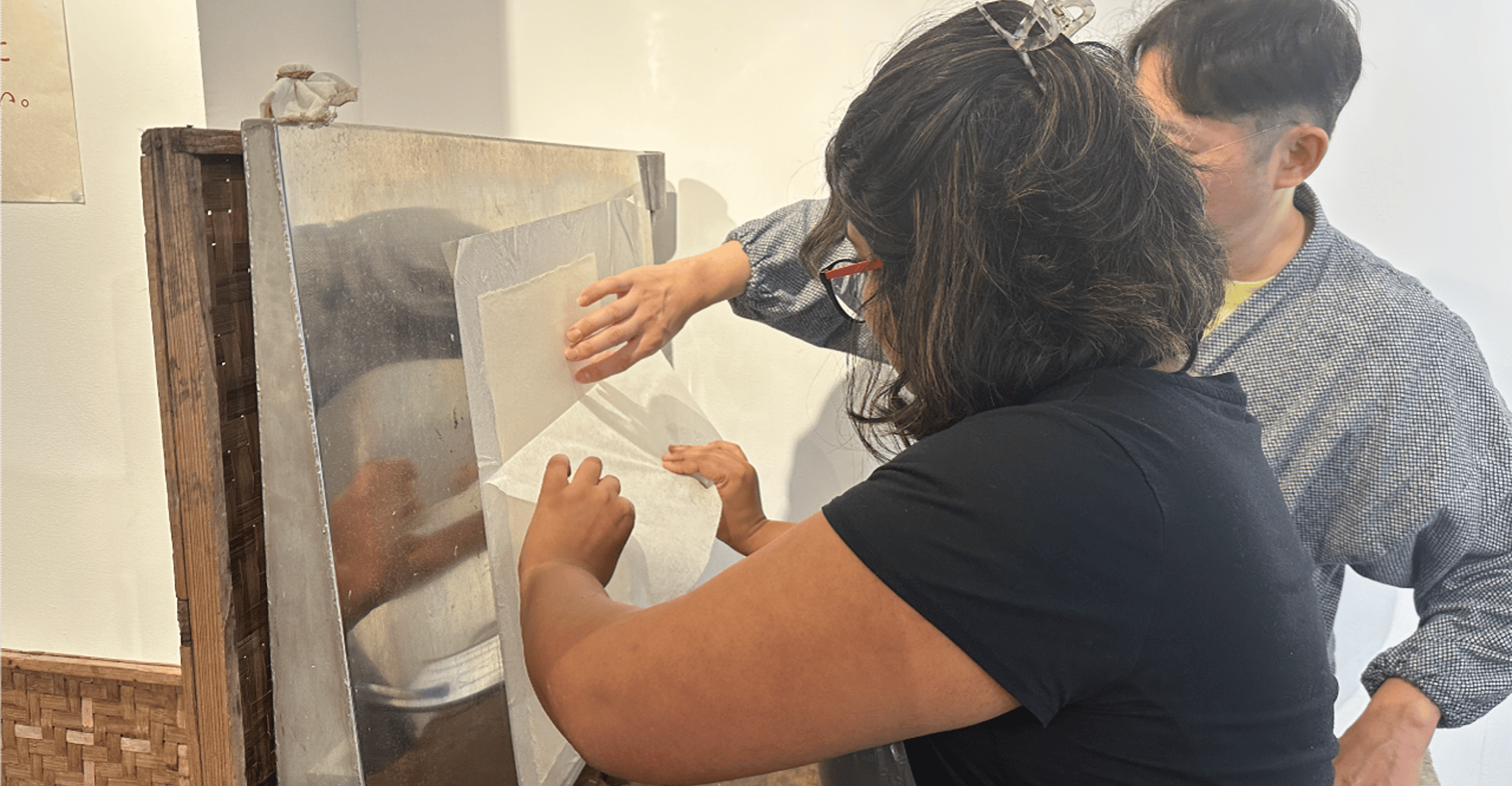 Tokyo Asakusa : Handmade Japanese Paper Workshop photo 19