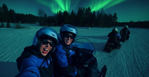 Rovaniemi: Northern Lights Snowmobile Tour – New Snowmobiles
