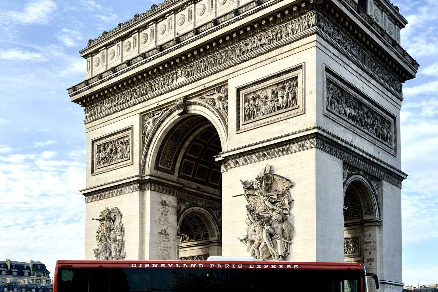 디즈니랜드® 파리 입장권 및 셔틀