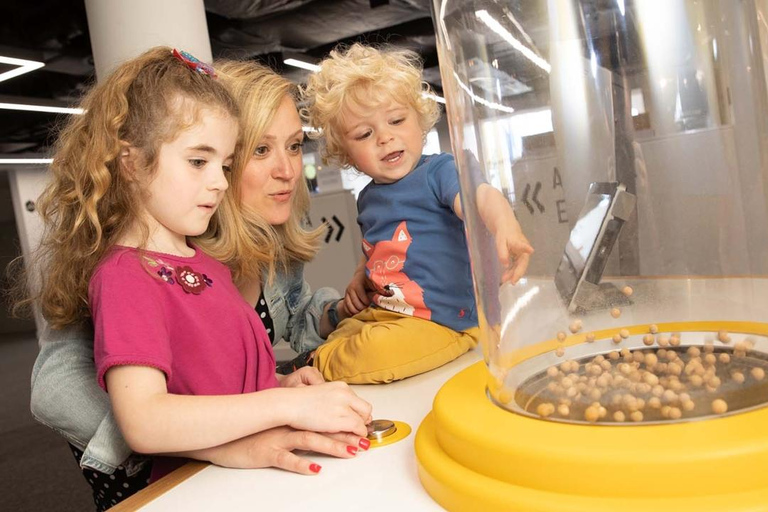 Cardiff: Techniquest Science and Discovery Centre Entry