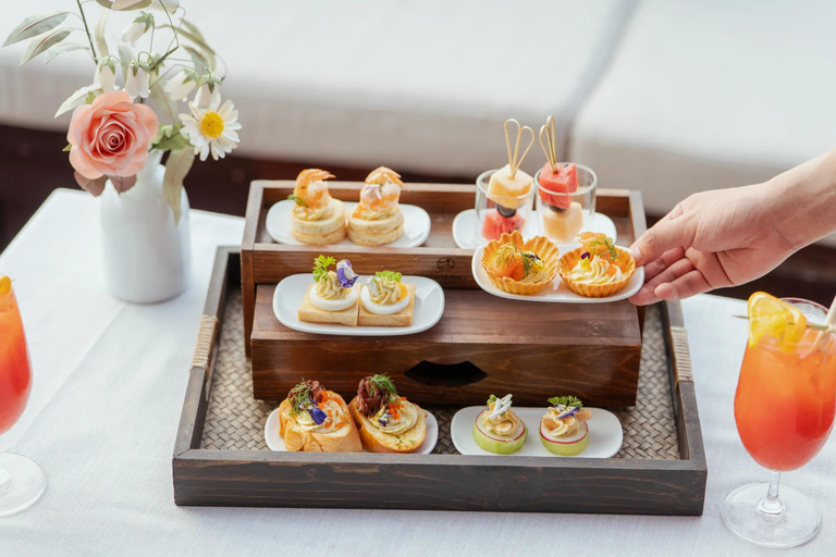 Hue: Luxury Sunset Tea & Dinner Cruise on Perfume River [No Dinner] Luxury Sunset Tea Cruise