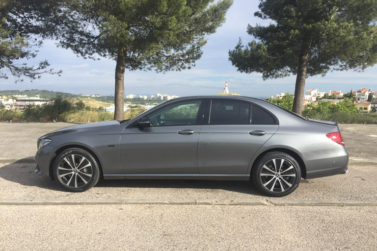 Limousine tour covering Lisbon and Cascais&Sintra. Luxury tour covering Lisbon highlights and Cascais&Sintra.