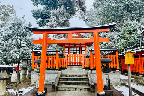 Kyoto: Early-Access Fushimi Inari Private Walking Tour
