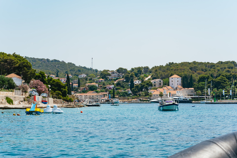 Split: Excursión en lancha rápida por la Laguna Azul y las 3 Islas con almuerzo