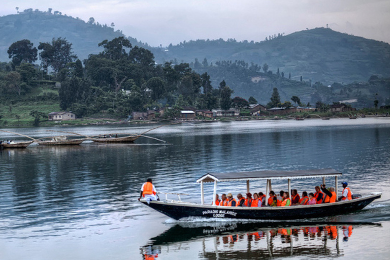 Kigali: Lake Kivu Boat Tour, Hot Springs, & Village Visit