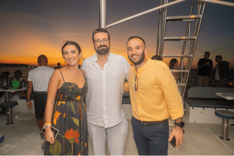 Cartagena: Sunset on Cartagena Bay aboard the Flamante Catamaran Cartagena: Sunset over Cartagena Bay aboard the Flamante Catamaran