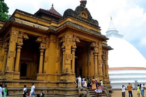 Colombo: Guided City Highlights Tour with Airport Drop-Off