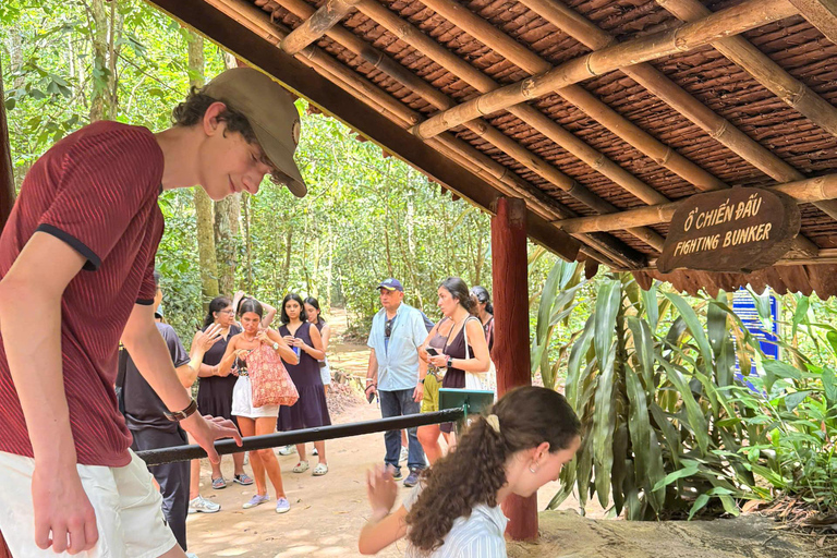 Ho Chi Minh: Cu Chi Tunnels and City Full-Day Tour CC&HCM 1Day Deluxe Max 12