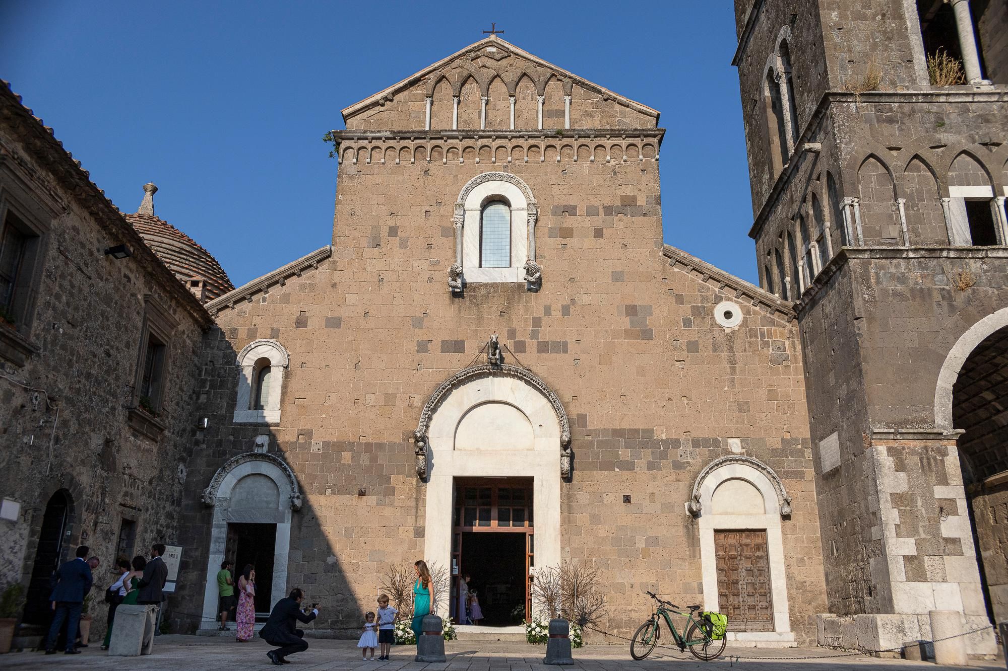 Von Caserta: E-Bike-Tour und Besuch in Casertavecchia