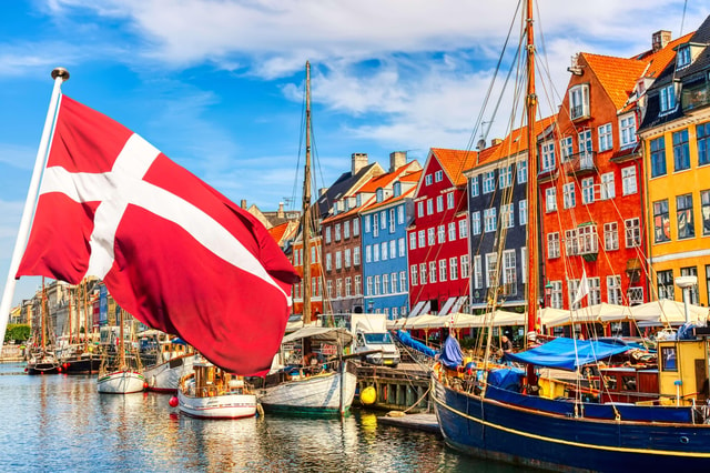 Copenhagen City, Old Town, Nyhavn, Architecture Walking Tour