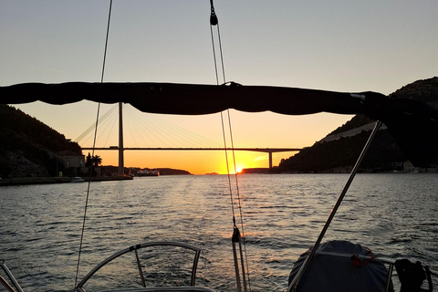 Dubrovnik: Private Sailing Boat Tour to Elaphiti & Blue Cave