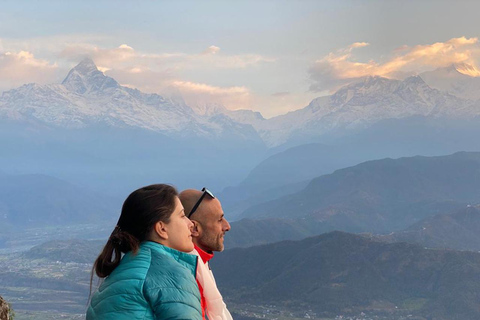 Excursão cultural tibetana ao nascer do sol em Sarangkot