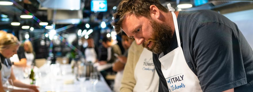 Milan : Atelier Pâtes avec Gelato ou Tiramisù et Vin à Volonté