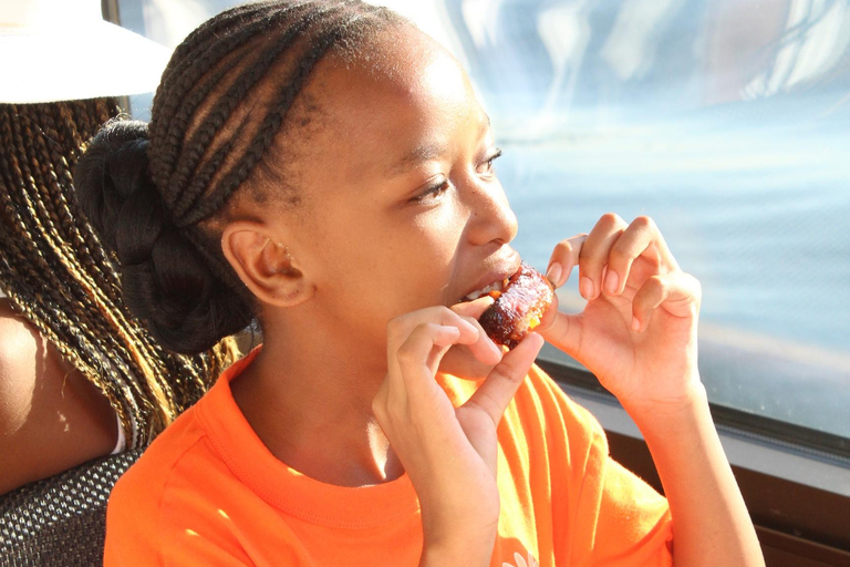 Hartbeespoort Dam: The Luxury Alba Boat Cruise with Food Hartebeespoort Dam: The Alba Lunch Boat Cruise with Food