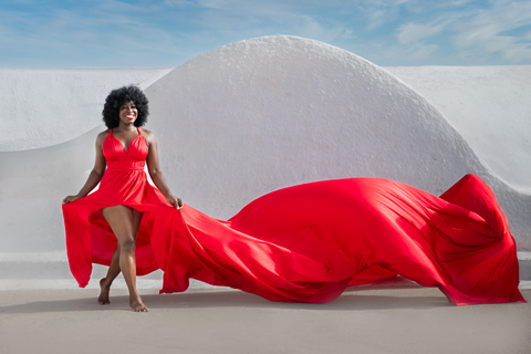 Oía: Santorini Professional Photoshoot with Edited Photos