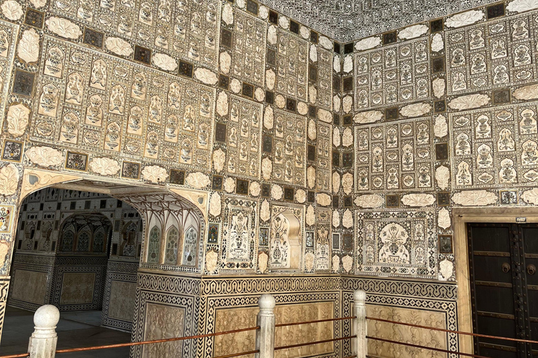 Delhi: Private 3-tägige Tour zum Goldenen Dreieck mit weiblicher ReiseleiterinTour mit 4-Sterne-Unterkunft