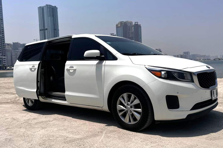 Dubai, Abu Dhabi of Sharjah: Privéchauffeur en autoPrivé transfer 4 uur