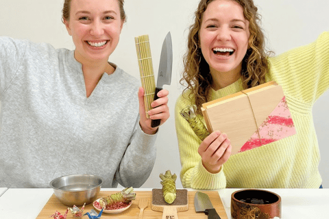 Tokyo: Sushi & Bento Box Making at Tsukiji Fish Market-70min