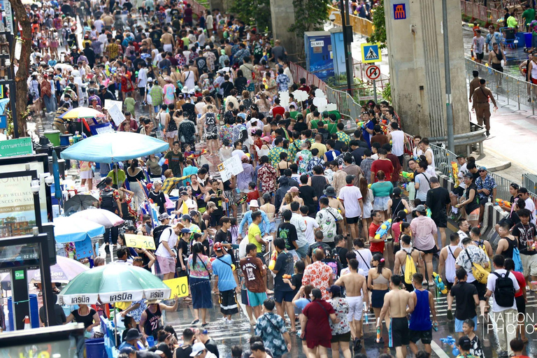 Bangkok: Songkran Water Festival April 13-15 Tour with Guide Bangkok: Songkran Water Festival Tour with Guide