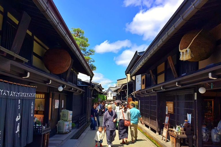 Nagoya:Shirakawa-go Gassho Village&Takayama Old Town Tour