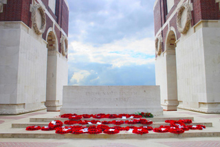 WWI -Somme Battlefields & Amiens Private day tour from Paris