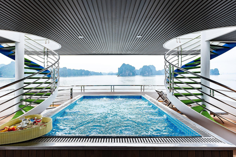 Hanoi: Halong Bay Day Tour with 5-star Cruise & Transfer