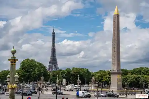 Visita a Paris clássica e monumental ao longo do rio Sena
