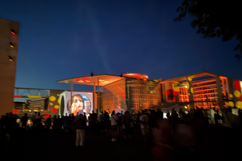 Berlin Night Walking Tour - Iconic Illuminated Landmarks Private Berlin Sunset Walking Tour - Iconic Landmarks