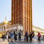 Venise : Points forts et joyaux cachés visite nocturne à pied