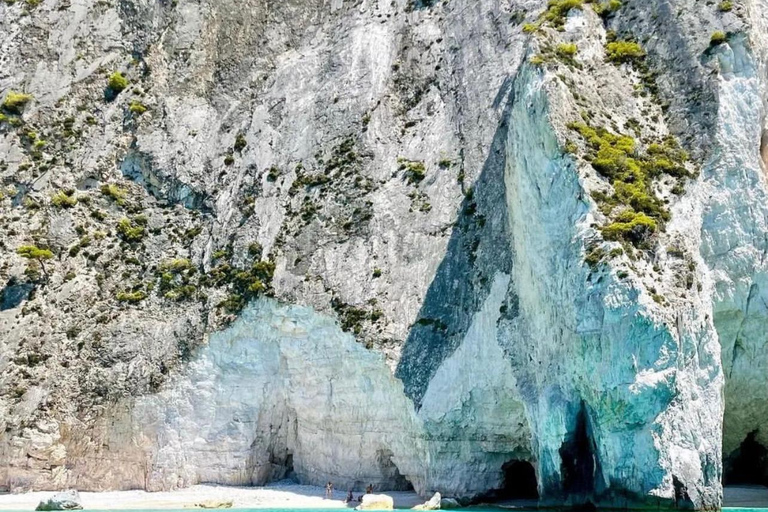 ZAKYNTHOS : Boat Rentals with or without captain ⭐️ Turtle island - Keri caves - Mizithres beach