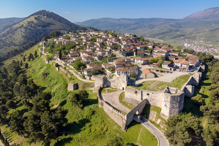 Berat: visita guiada com recolha e regresso ao hotelBerat: Visita guiada com recolha e regresso ao hotel