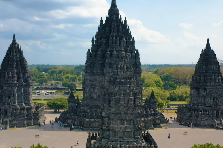 Yogyakarta: Prambanan, Borobudur & Kedung Kayang Tour