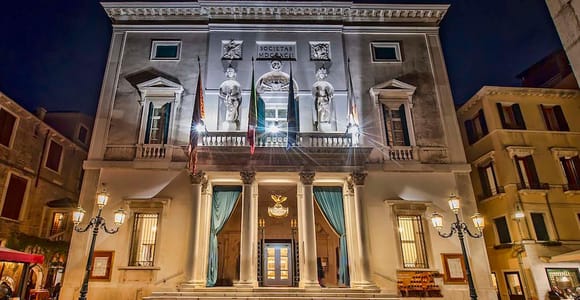 Explore La Fenice: Iconic Operas and Modern Masterpieces