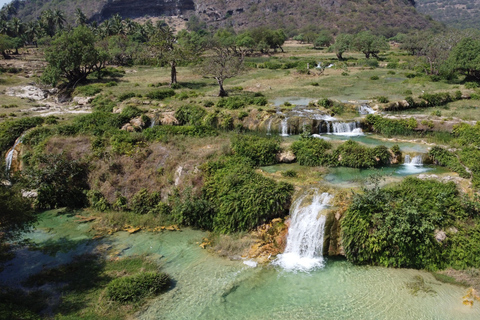 Avontuur in Oost-Salalah: Natuur, geschiedenis en prachtige uitzichten