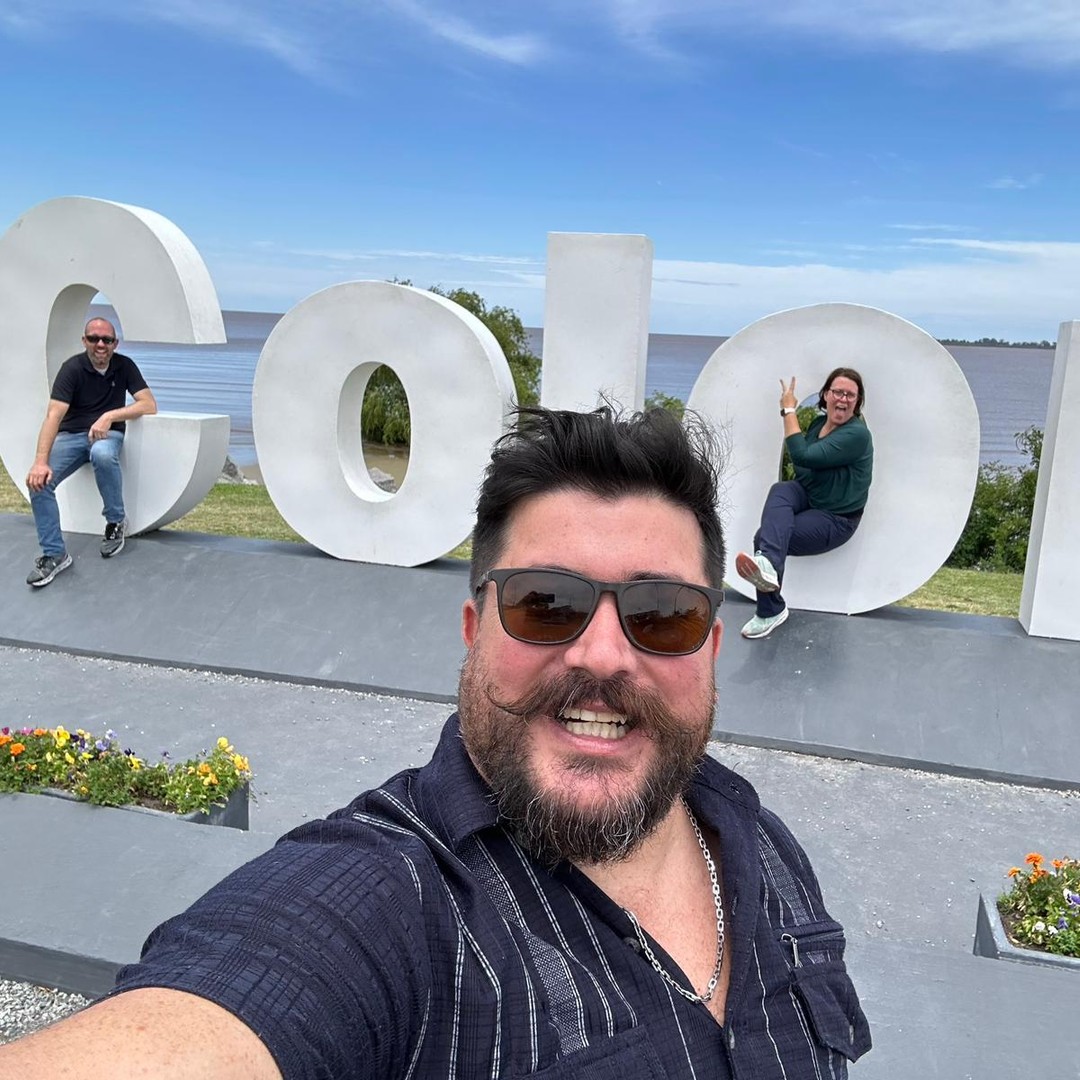 Colagem de mídia