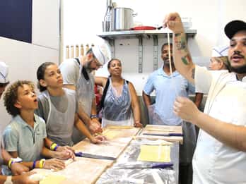 Naples: Pasta Making Class with Starter and Drink