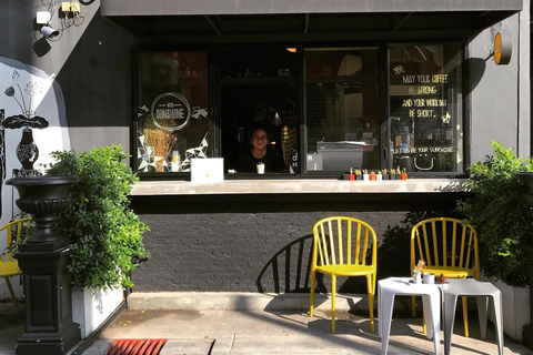 Bangkok: Specialty Coffee Tour & Tastings with Local Guide