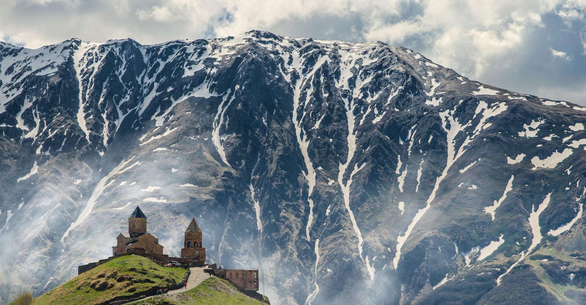ANANURI GUDAURI KAZBEG - Hizvo