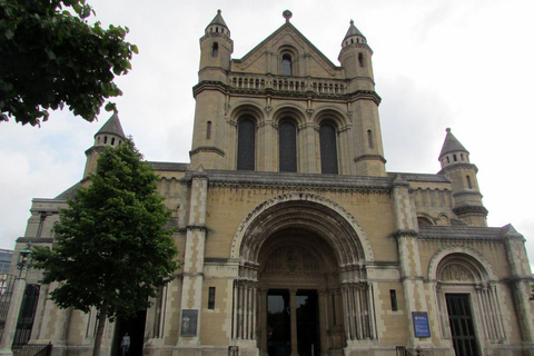 Belfast After Dark: Lights, Murals & Waterfront Views