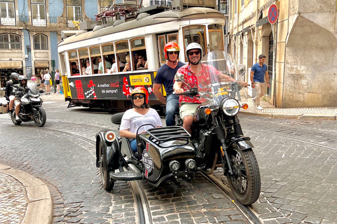 Lissabon: zijspantour met privémotor (1u30)RTL Best Of Lisbon 1H30 Bezoek privé en Moto Sidecar