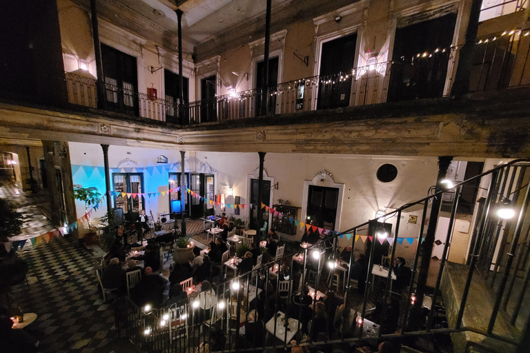 Buenos Aires : tango dans un vieux bâtiment + verre de vin.