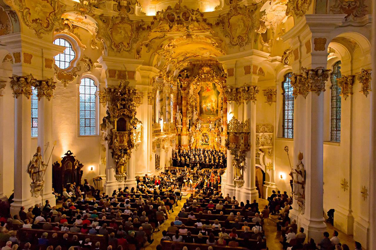 Munich: Neuschwanstein Castle Chinese Day Tour Ticket to Neuschwanstein Castle Included