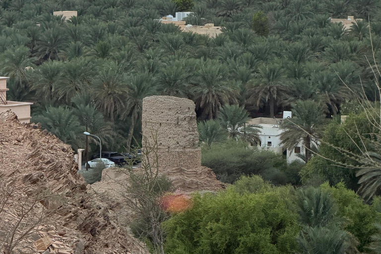 From Muscat: Nizwa & Jabal Akhdar with Multilingual Guide